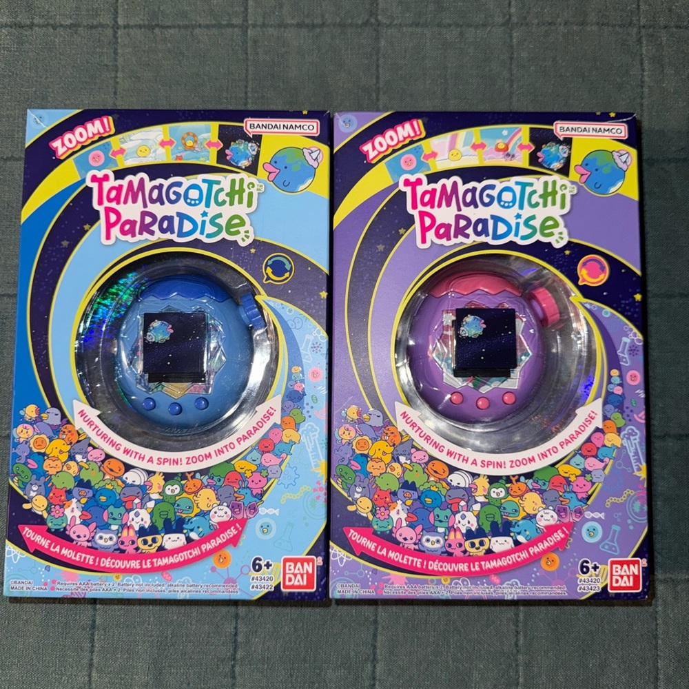 Tamagotchi Paradise - Blue and Purple
